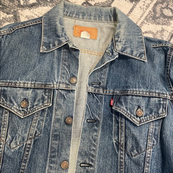 Vintage Levi’s Denim Jacket - Picture 2 of 8
